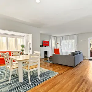 Long House Holiday home Long Beach